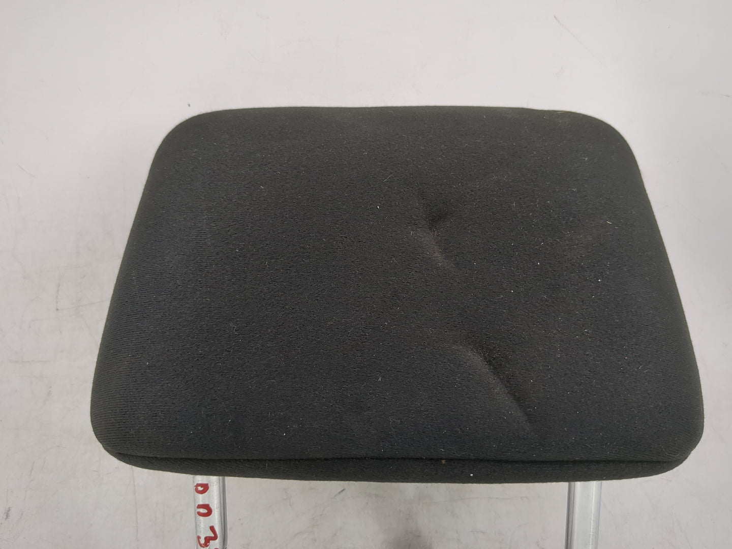 2011-2012 Scion Xb Headrest Head Rest Rear Center Seat Fits Fits 2011 2012 OEM Used Auto Parts - Oemusedautoparts1.com