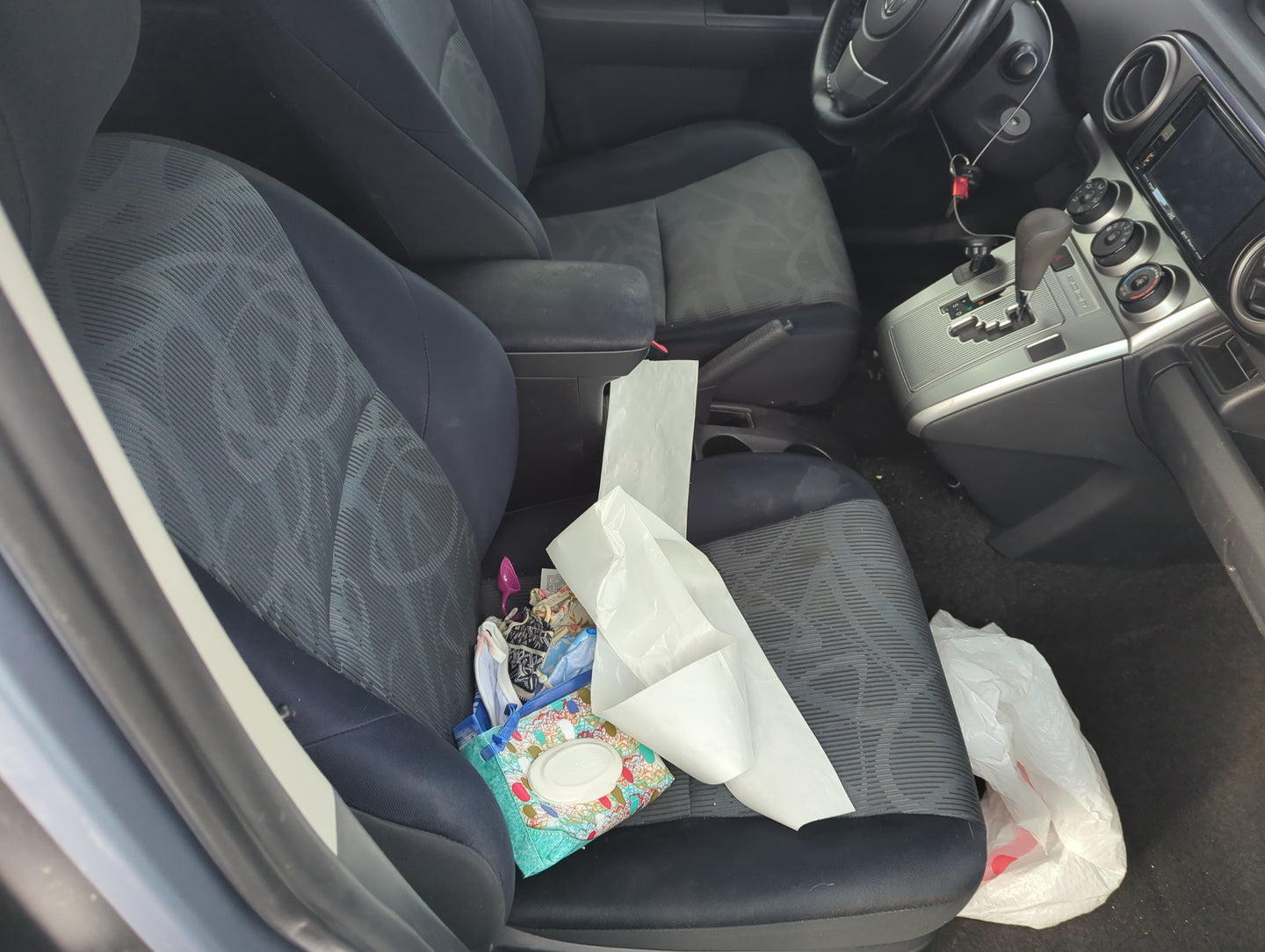 2011-2012 Scion Xb Passenger Front Seat Oem - Oemusedautoparts1.com