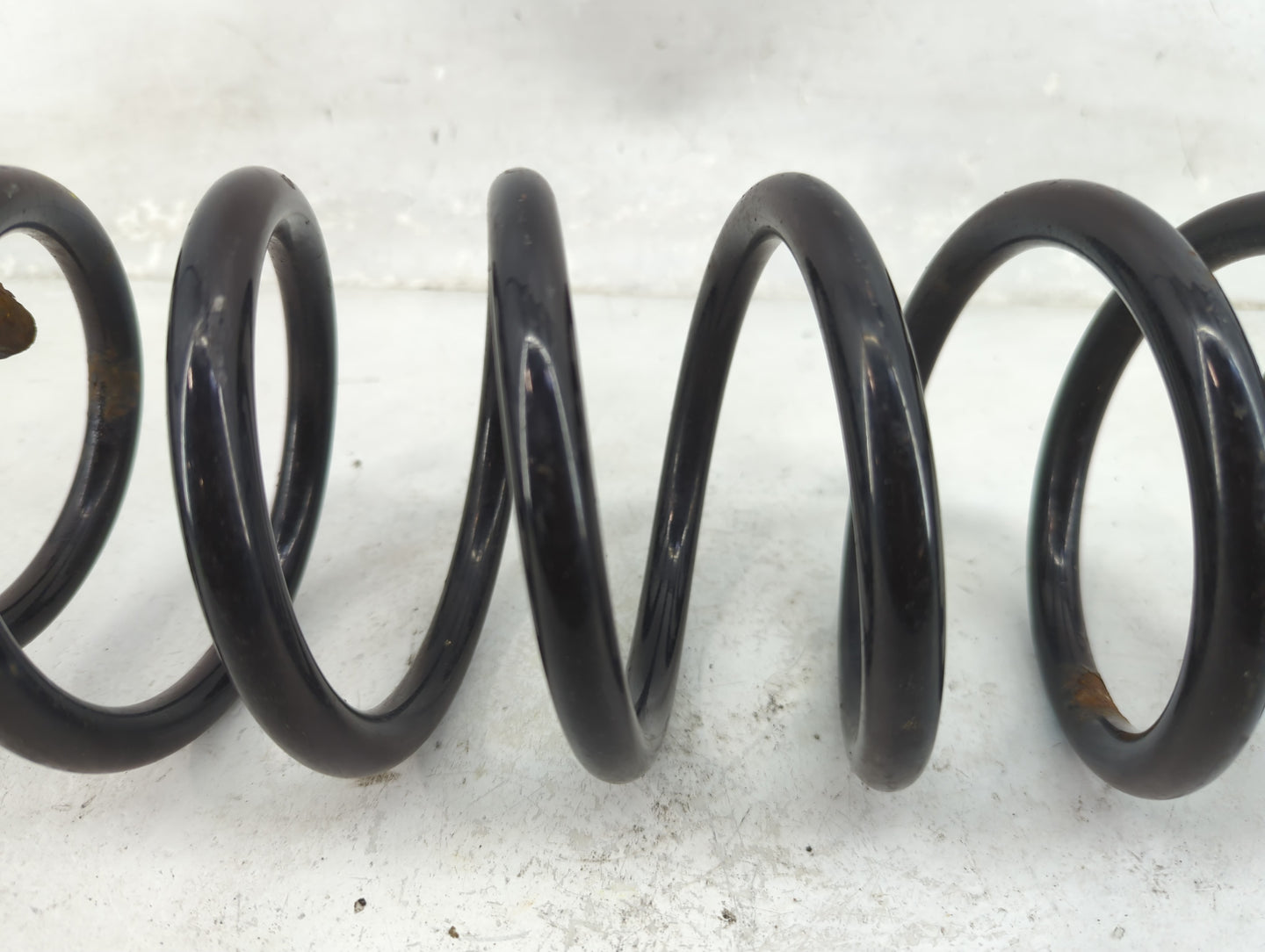 2008-2015 Scion Xb Passenger Rear Coil Spring - Oem - Oemusedautoparts1.com