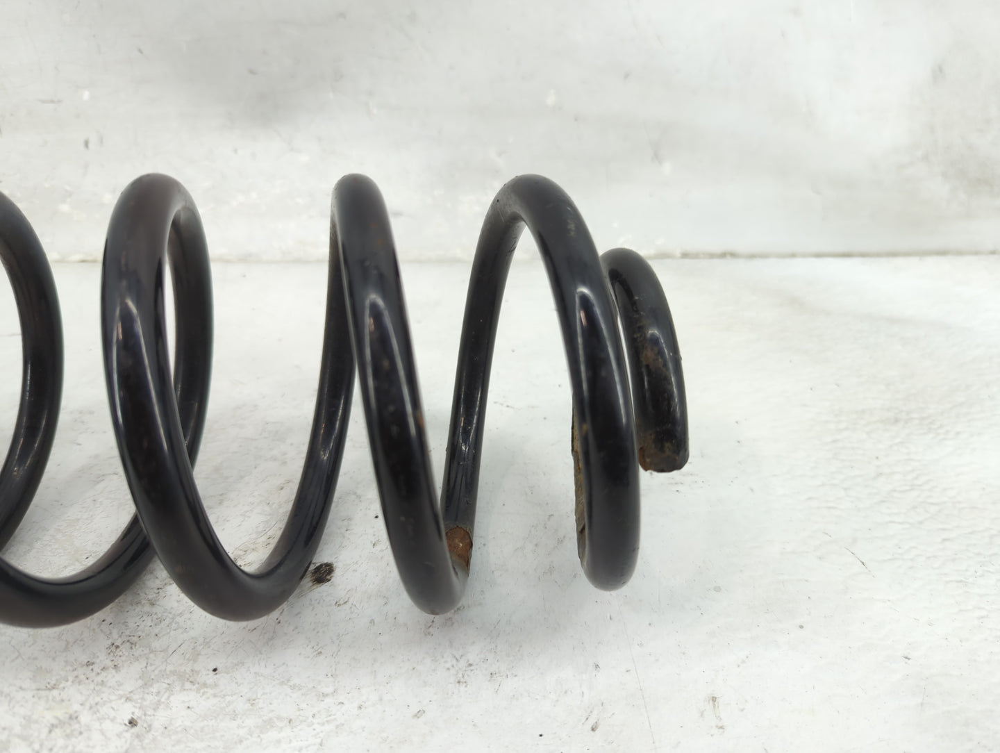 2008-2015 Scion Xb Passenger Rear Coil Spring - Oem - Oemusedautoparts1.com