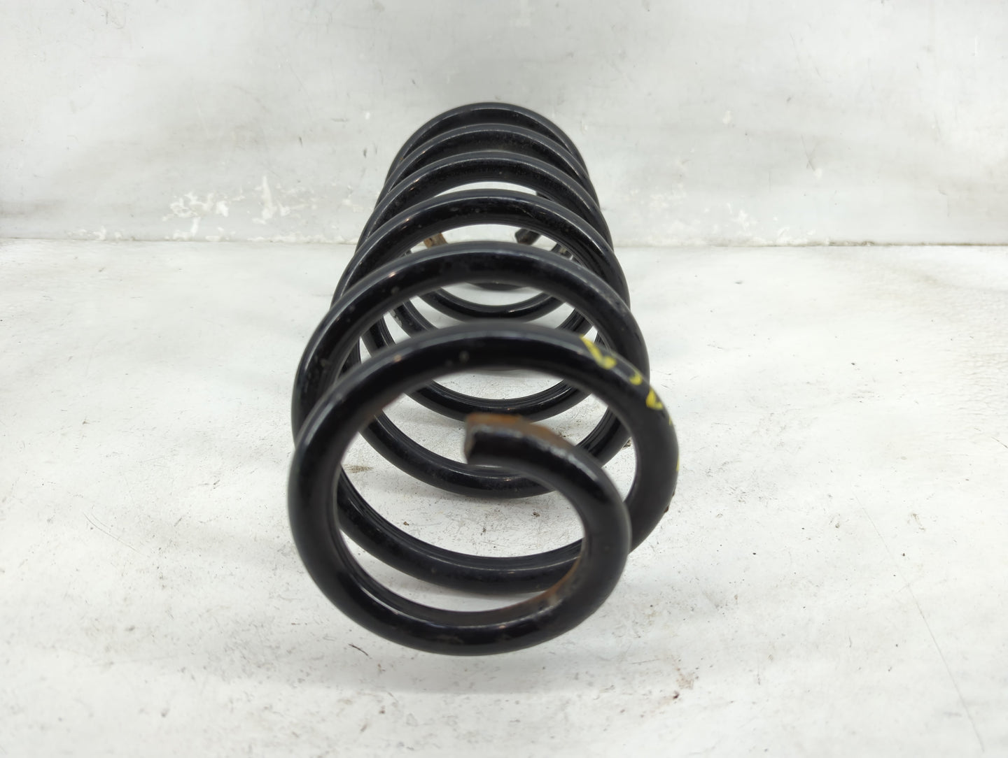 2008-2015 Scion Xb Passenger Rear Coil Spring - Oem - Oemusedautoparts1.com