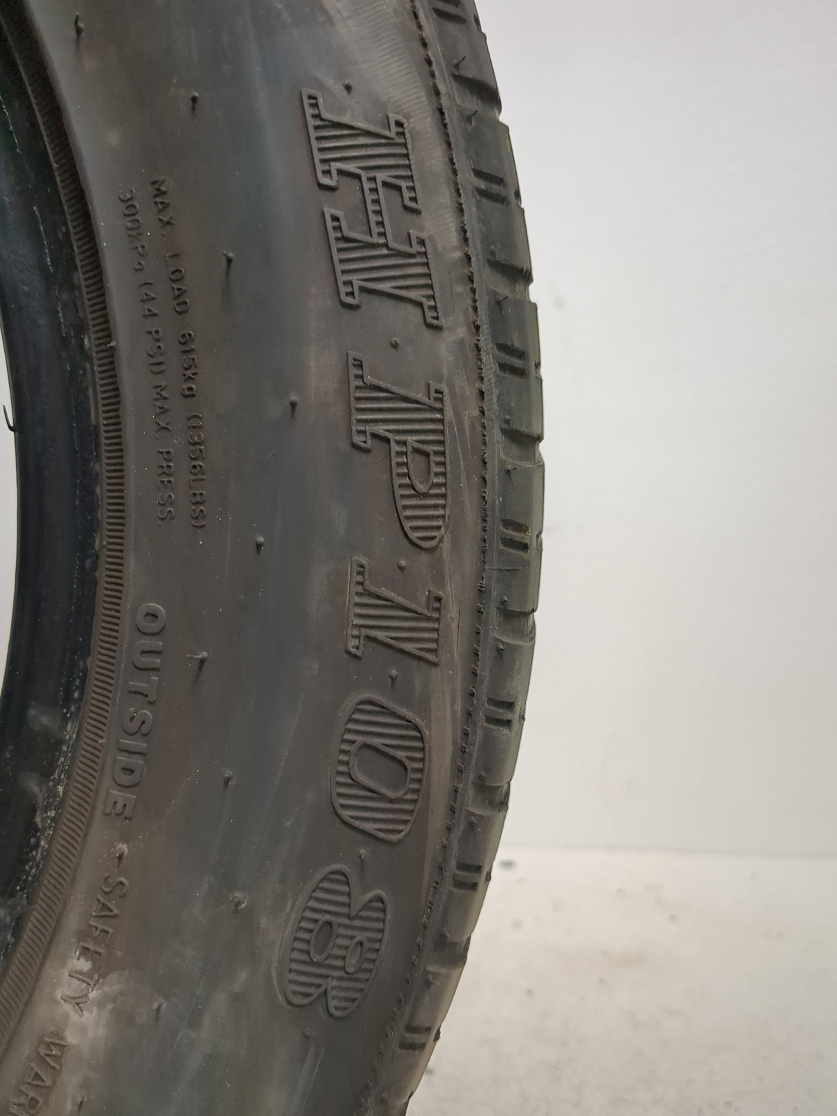Used Tire 205/55R16 FULLWAY HP108 91V - Tread Depth 8/32 - Oemusedautoparts1.com