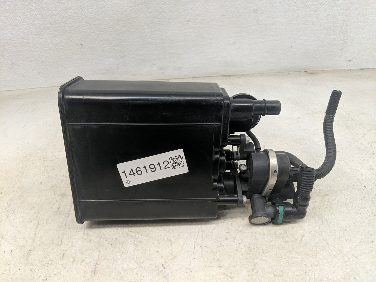 2011 Scion Xb Fuel Vapor Charcoal Canister 1461912 - Oemusedautoparts1.com