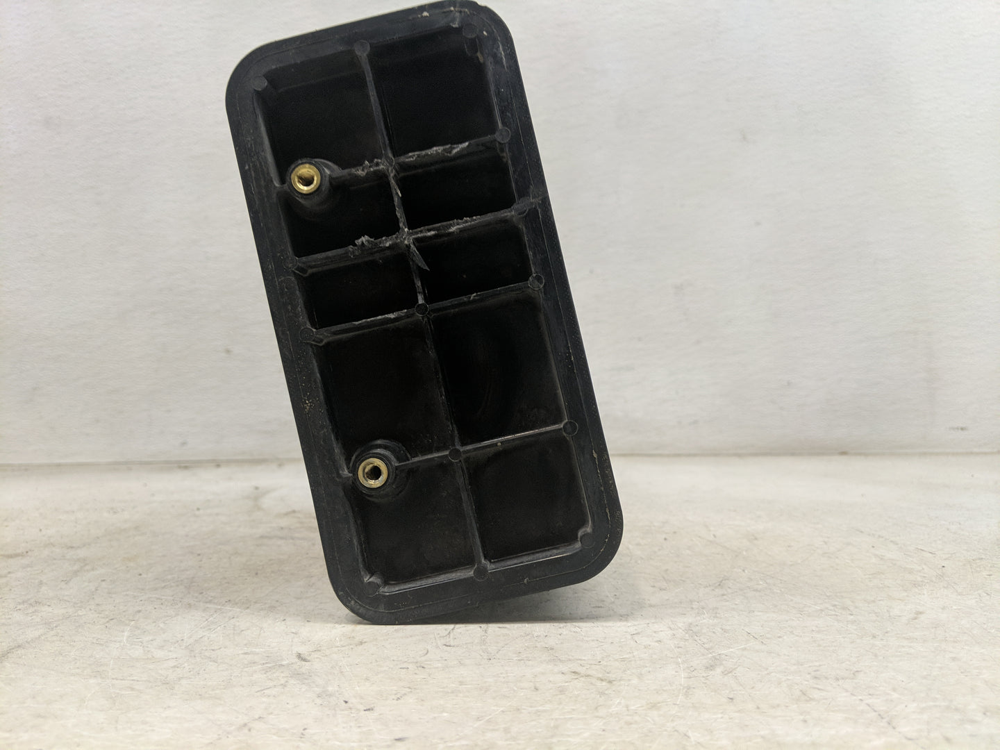 2011 Scion Xb Fuel Vapor Charcoal Canister 1461912 - Oemusedautoparts1.com
