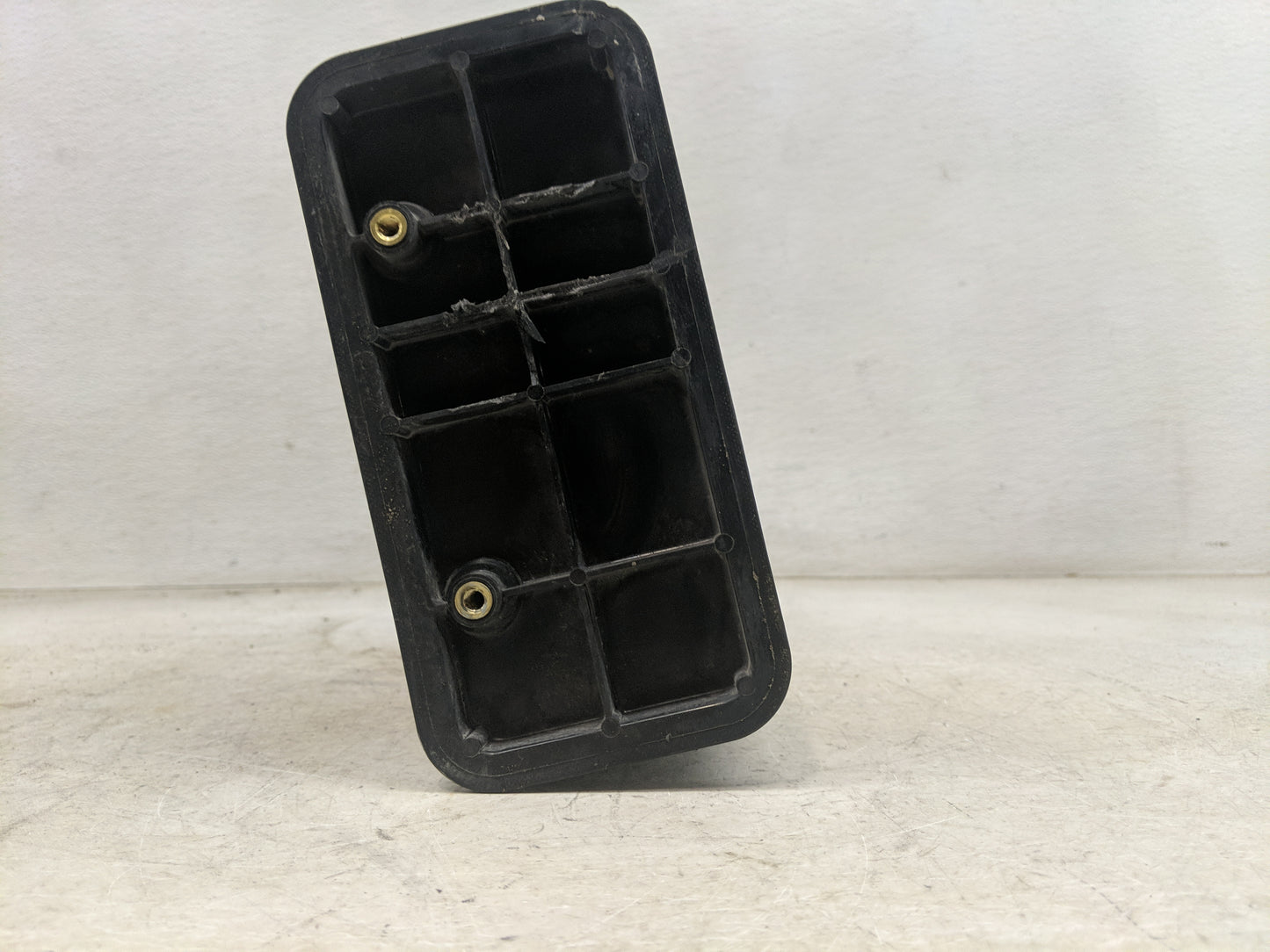 2011 Scion Xb Fuel Vapor Charcoal Canister 1461912 - Oemusedautoparts1.com