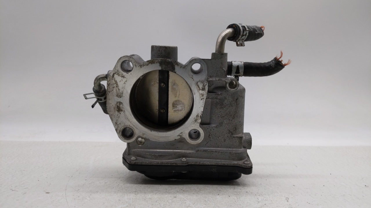 2008-2015 Scion Xb Throttle Body P/N:22030-28071 22030-28070 Fits Fits 2006 2007 2008 2009 2010 2011 2012 2013 2014 2015 OEM
