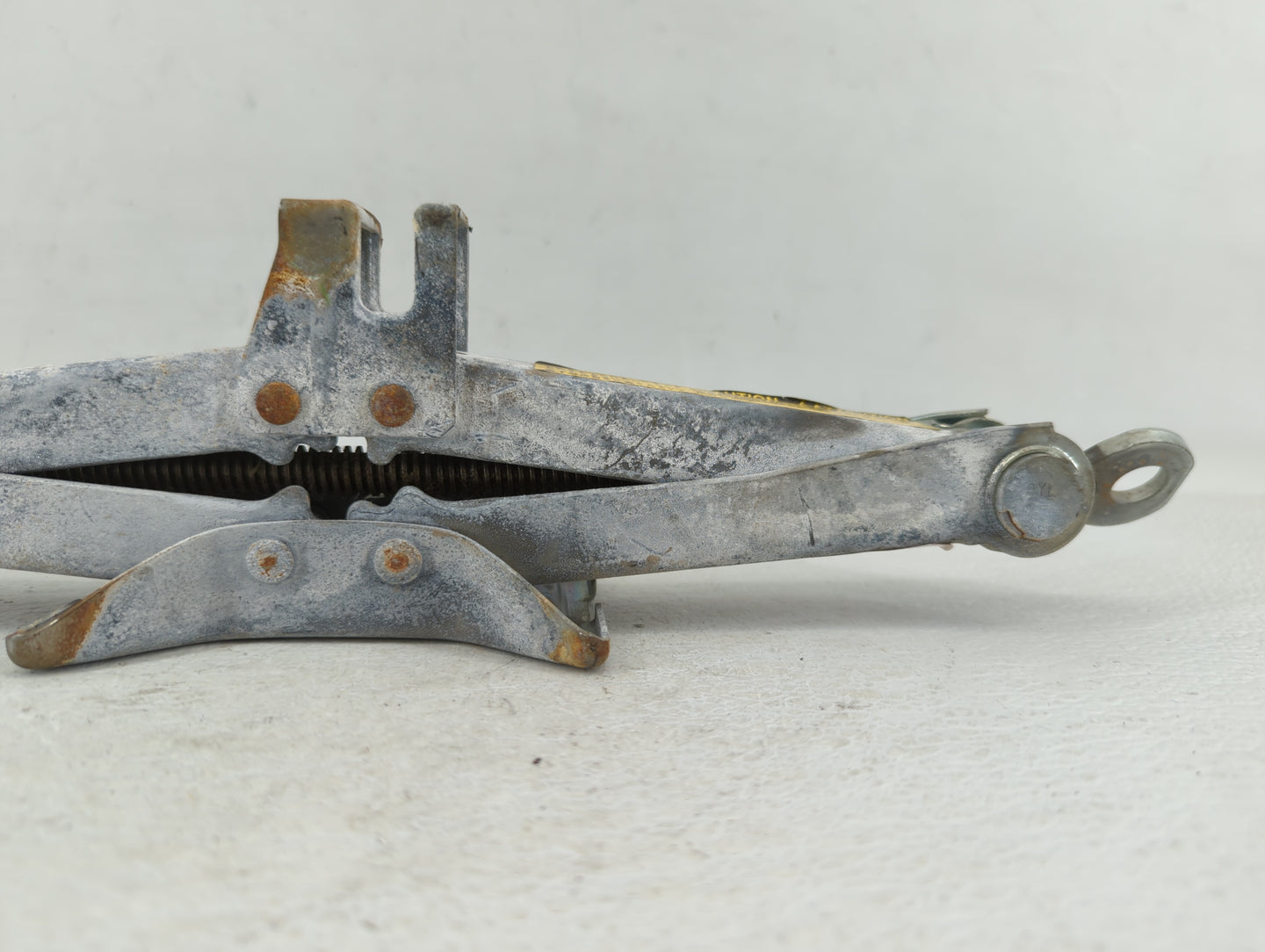 2011 Scion Xb Spare Scissor Car Jack - Oemusedautoparts1.com