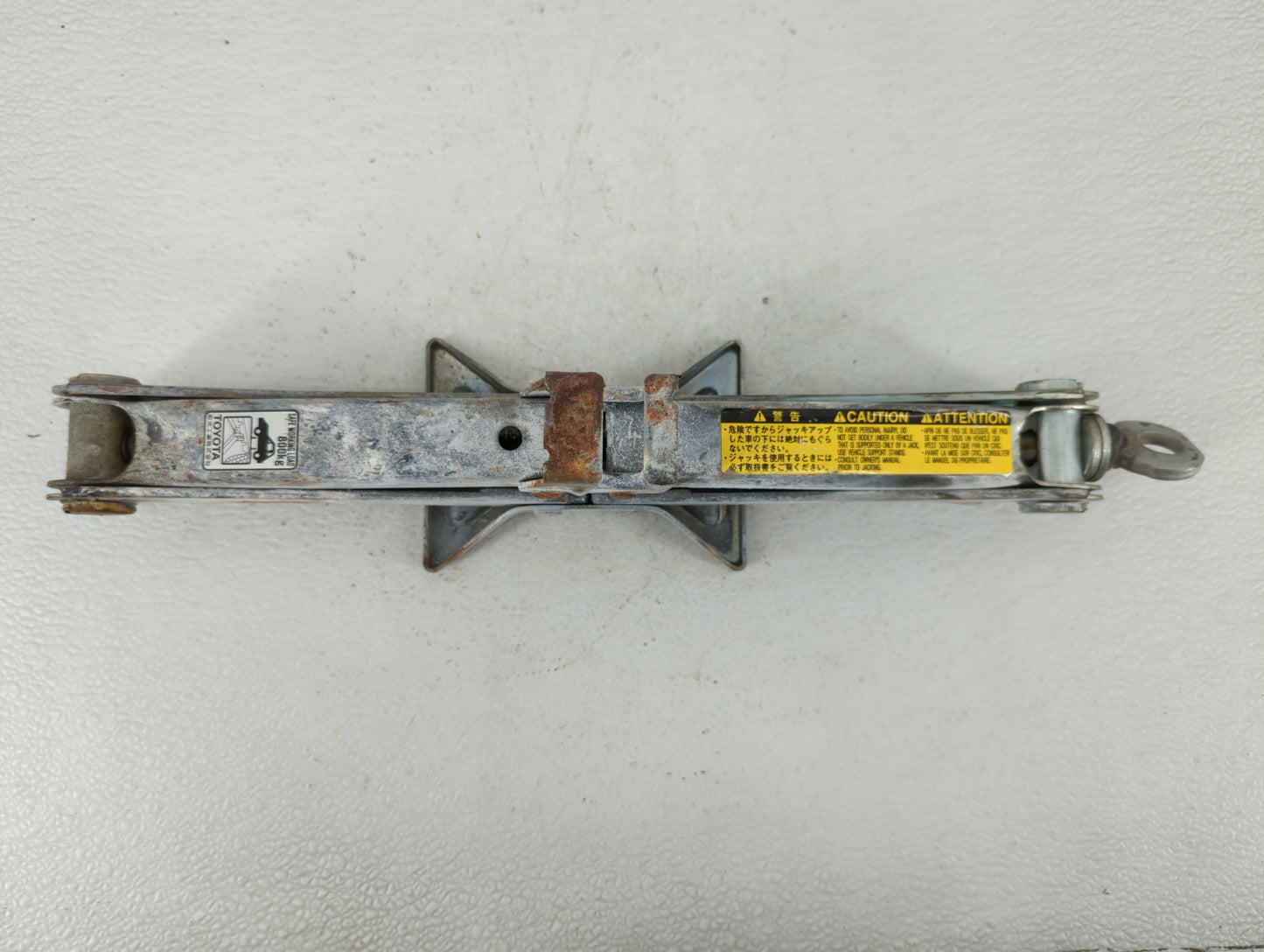 2011 Scion Xb Spare Scissor Car Jack - Oemusedautoparts1.com