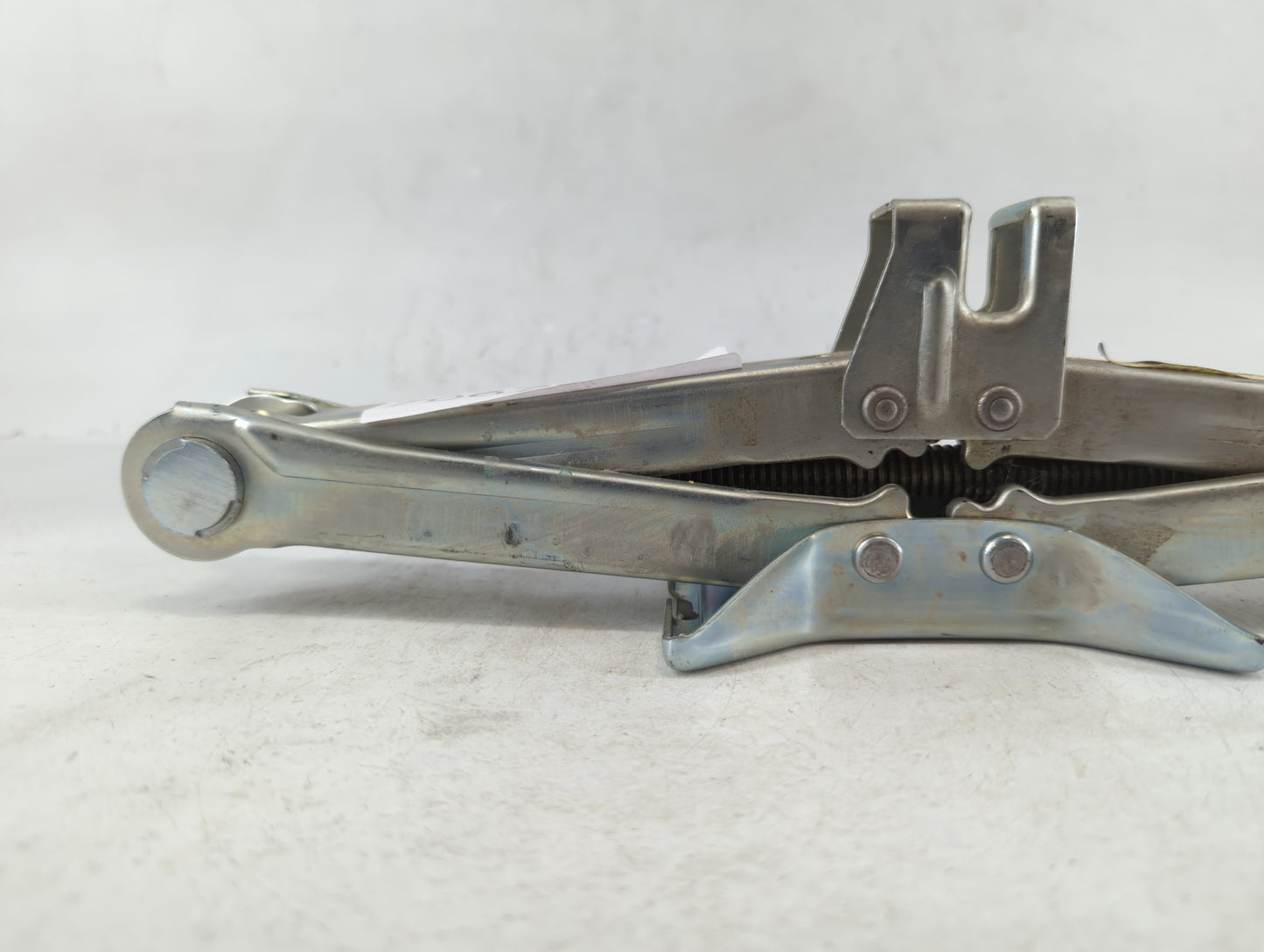 2011 Scion Xb Spare Scissor Car Jack - Oemusedautoparts1.com