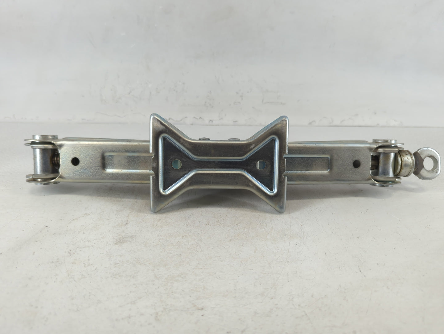 2011 Scion Xb Spare Scissor Car Jack - Oemusedautoparts1.com