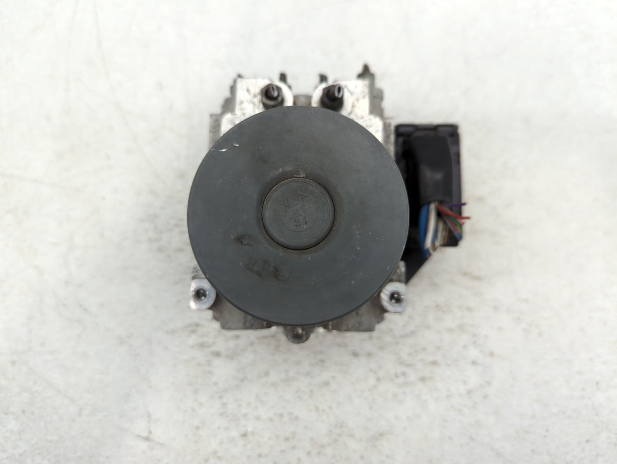 2011 Scion Xb Anti-Lock Brake ABS Pump Module Actuator OEM P/N:89541-12820 133800-9090, 44540-12510 Fits OEM Used Auto Parts