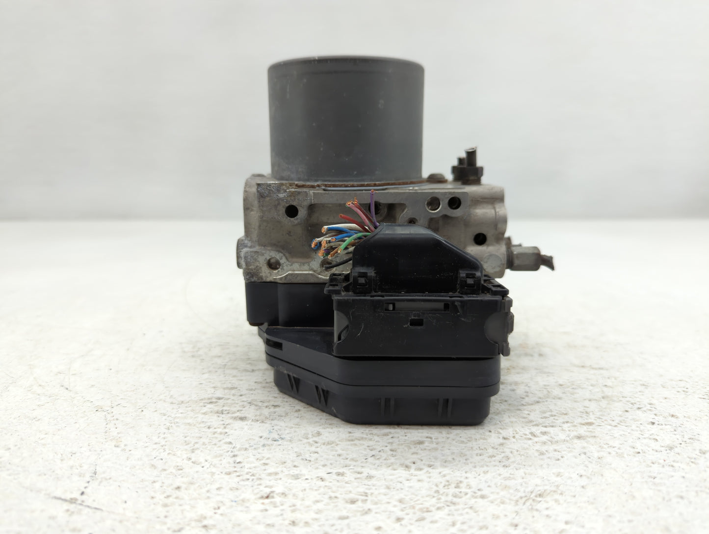 2011 Scion Xb ABS Pump Control Module Replacement P/N:89541-12820 133800-9090, 44540-12510 Fits OEM Used Auto Parts - Oemuse