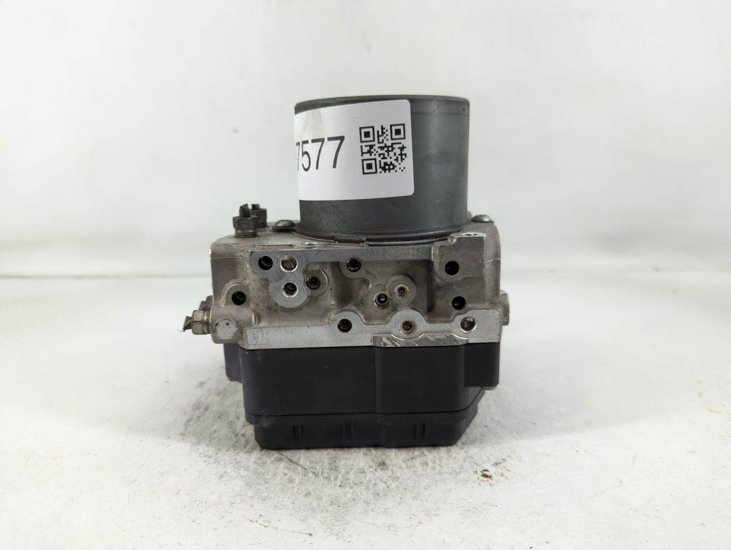 2011 Scion Xb ABS Pump Control Module Replacement P/N:133800-9090 89541-12820, 44540-12510 Fits OEM Used Auto Parts - Oemuse