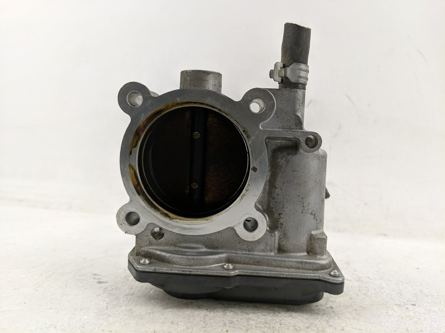 2011-2018 Subaru Forester Throttle Body P/N:16112AA3 Fits Fits 2011 2012 2013 2014 2015 2016 2017 2018 OEM Used Auto Parts -