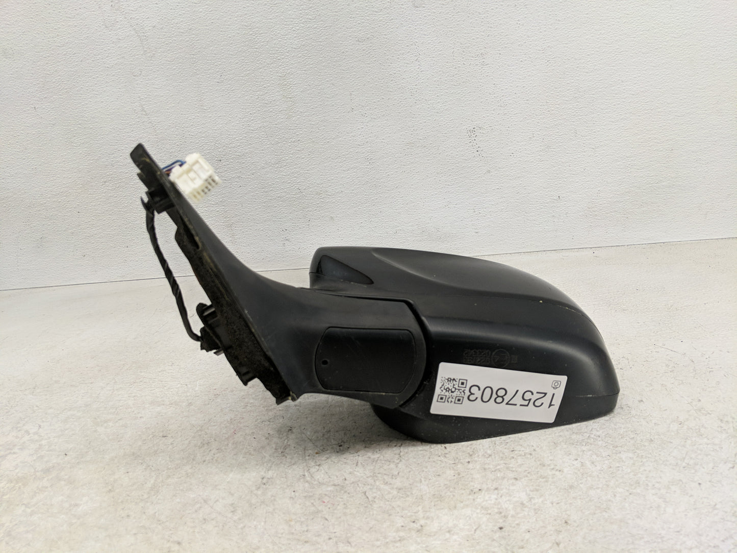 2011 Subaru Forester Driver Side View Mirror - Left Door Mirror OEM Used - Oemusedautoparts1.com