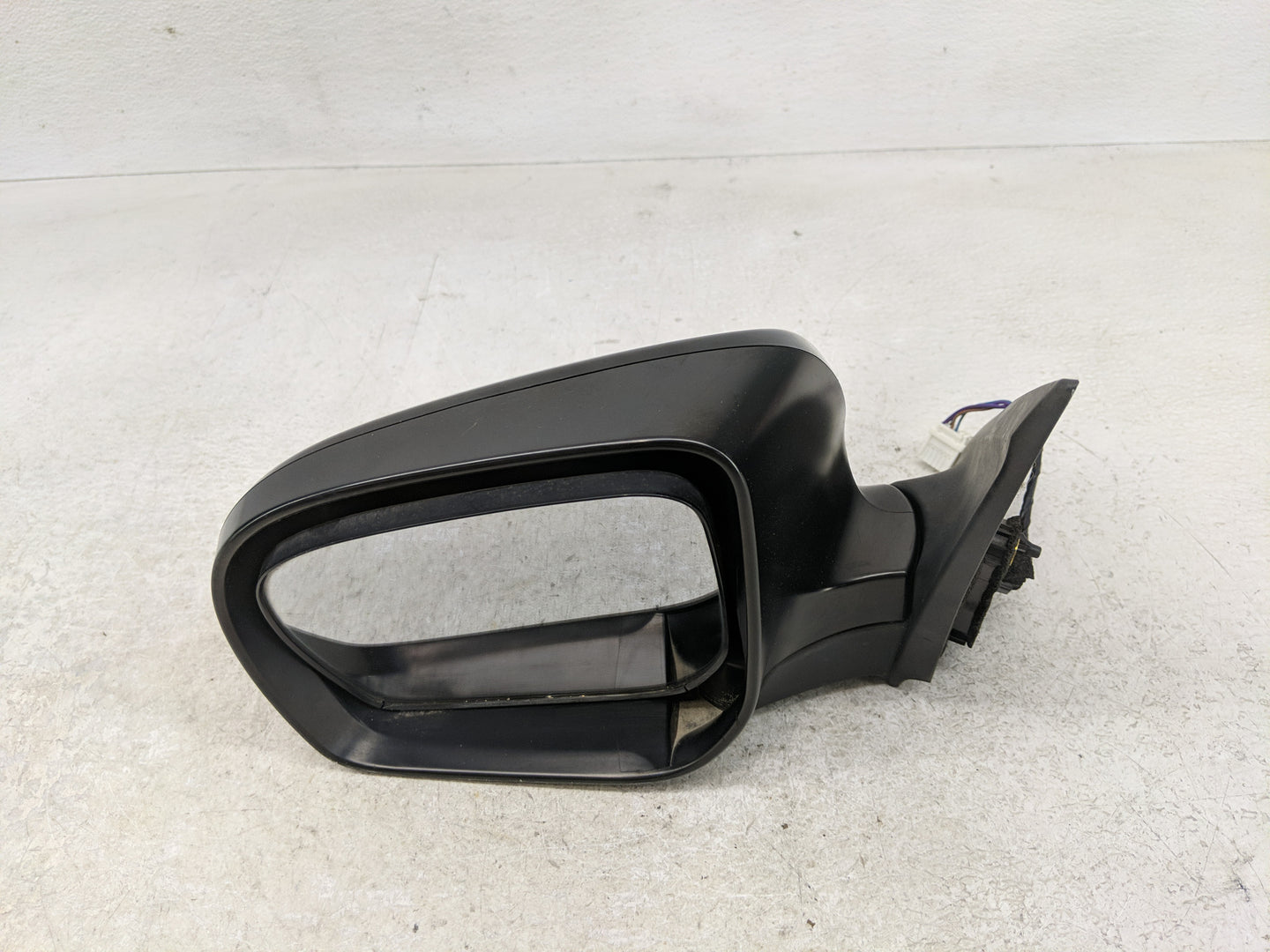 2011 Subaru Forester Driver Side View Mirror - Left Door Mirror OEM Used - Oemusedautoparts1.com