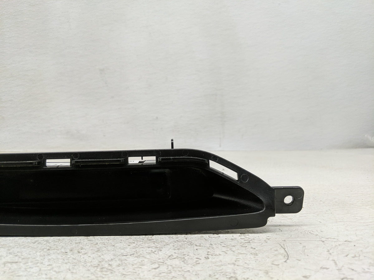 2009-2011 Subaru Forester Information Radio Display Screen 1292630 - Oemusedautoparts1.com