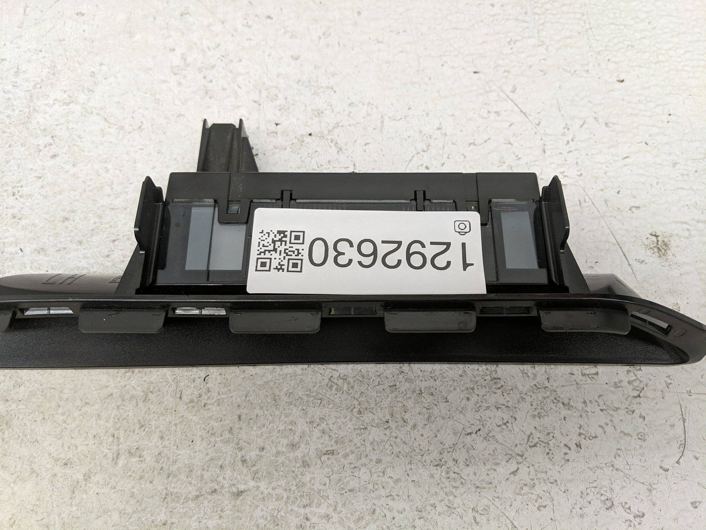 2009-2011 Subaru Forester Information Display Screen - Oemusedautoparts1.com