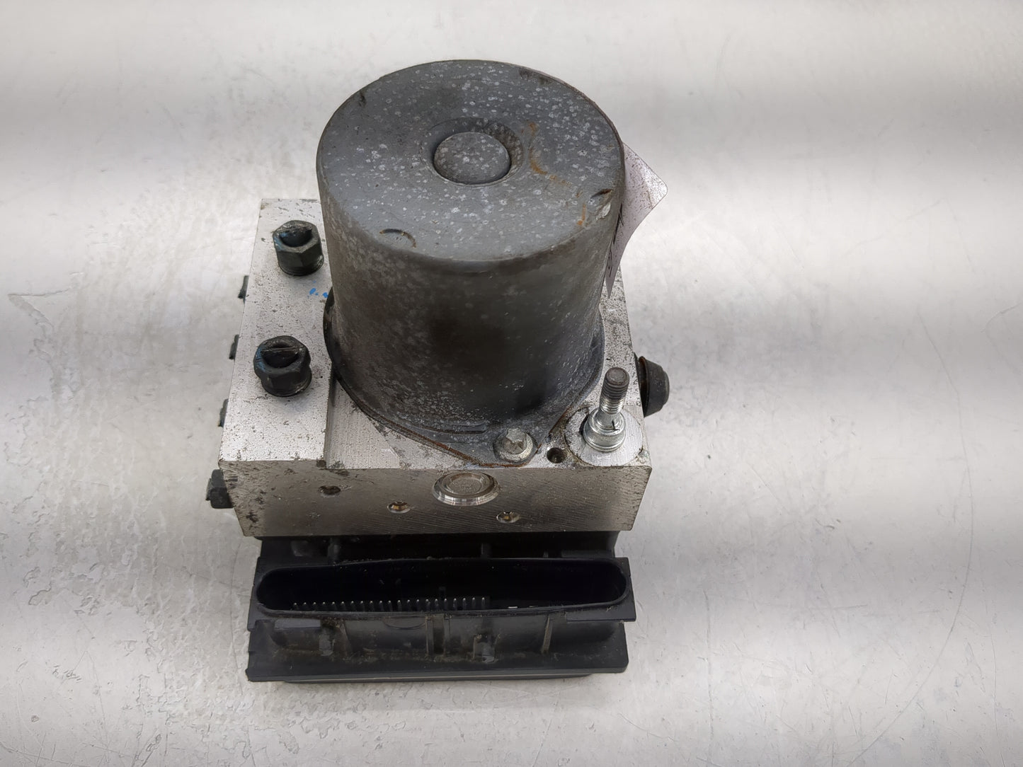 2011 Subaru Forester ABS Pump Control Module Replacement P/N:27536SC080 0 265 251 507, 27536SC070 Fits OEM Used Auto Parts -