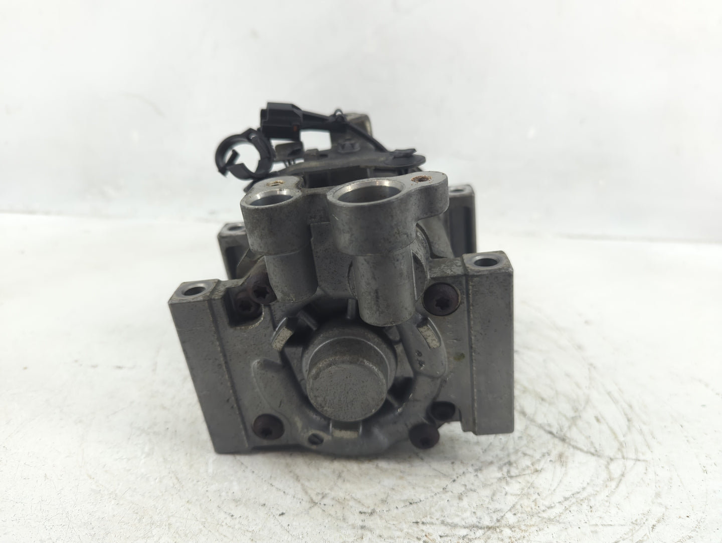 2011 Subaru Forester Air Conditioning A/c Ac Compressor Oem - Oemusedautoparts1.com