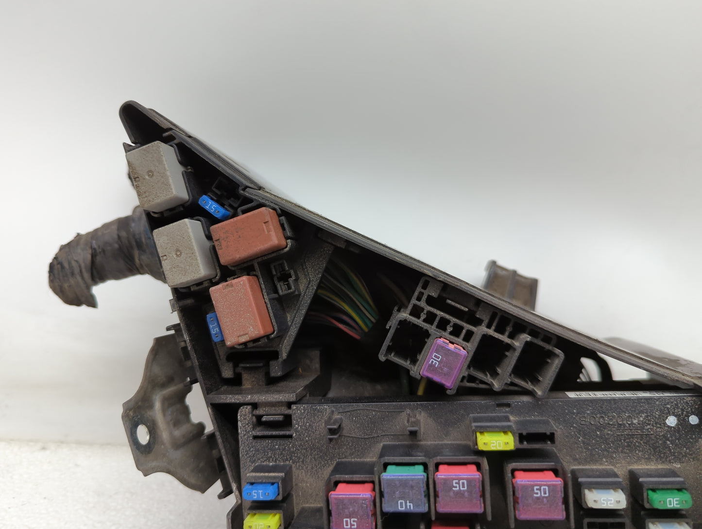 2010-2013 Subaru Forester Fusebox Fuse Box Panel Relay Module P/N:82241SC050 Fits Fits 2010 2011 2012 2013 OEM Used Auto Par