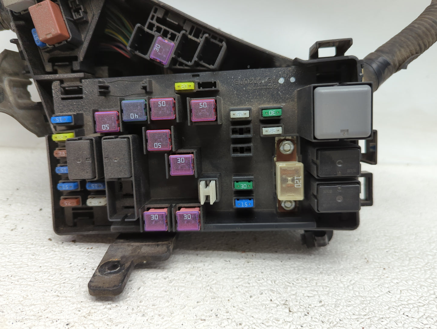 2010-2013 Subaru Forester Fusebox Fuse Box Panel Relay Module P/N:82241SC050 Fits Fits 2010 2011 2012 2013 OEM Used Auto Par