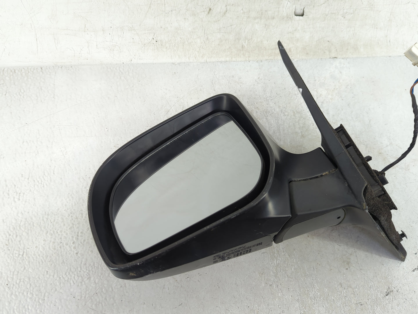 2011 Subaru Forester Driver Side View Mirror - Left Door Mirror OEM Used - Oemusedautoparts1.com