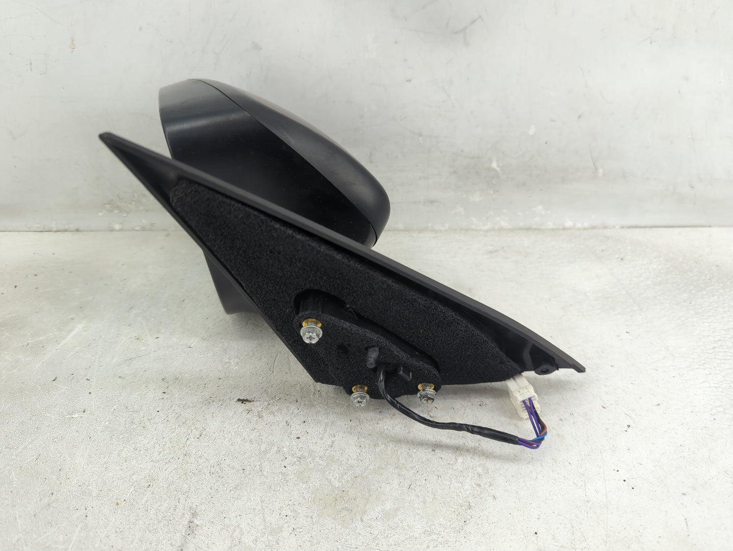 2011 Subaru Forester Driver Side View Mirror - Left Door Mirror OEM Used - Oemusedautoparts1.com