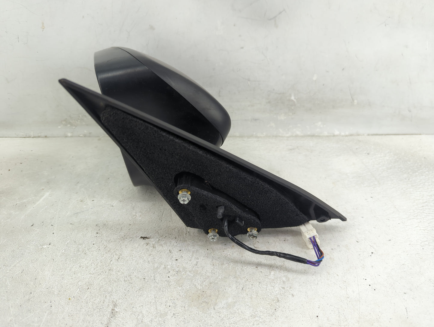 2011 Subaru Forester Driver Side View Mirror - Left Door Mirror OEM Used - Oemusedautoparts1.com
