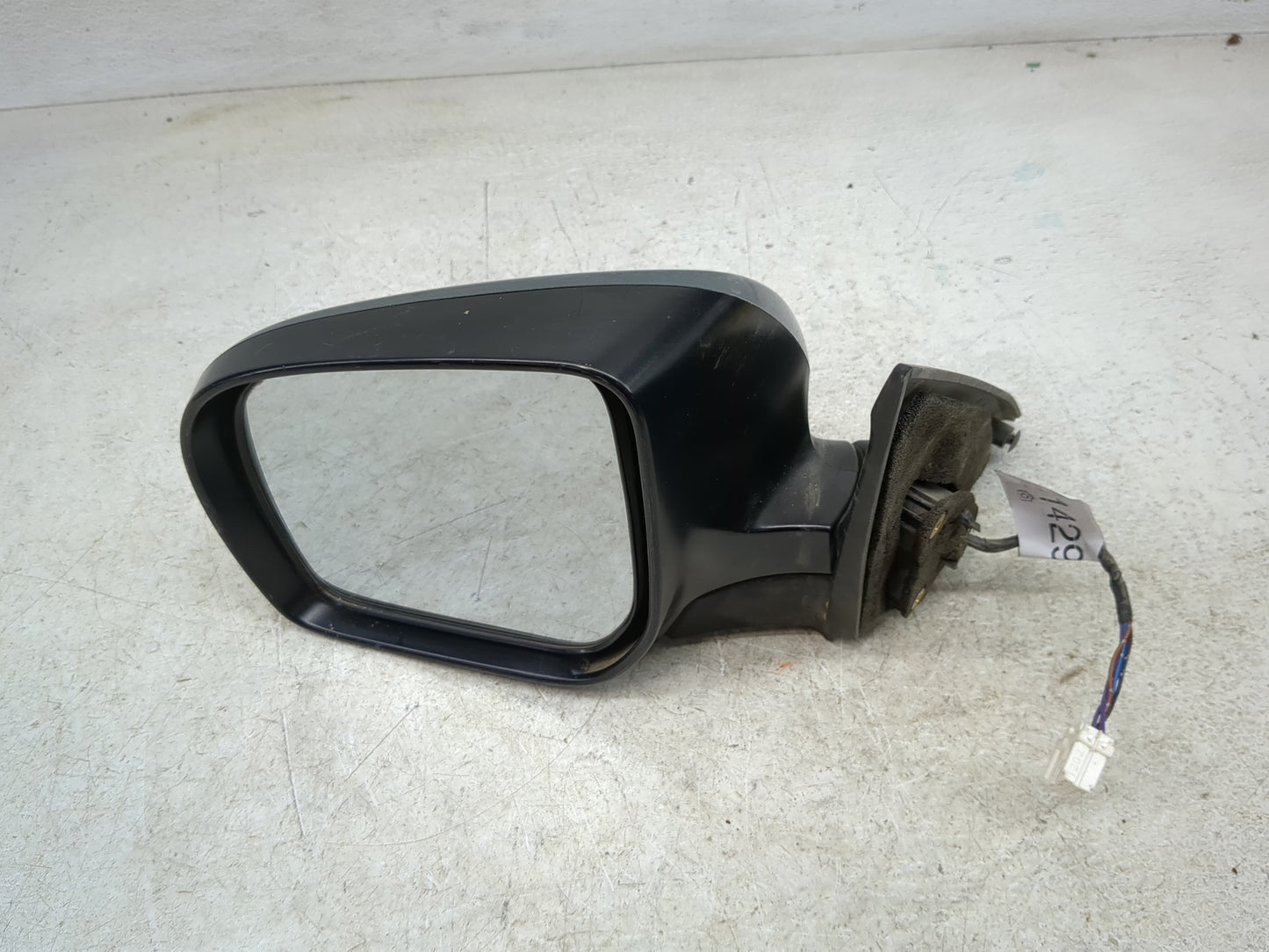 2011 Subaru Forester Driver Side View Mirror - Left Door Mirror OEM Used - Oemusedautoparts1.com