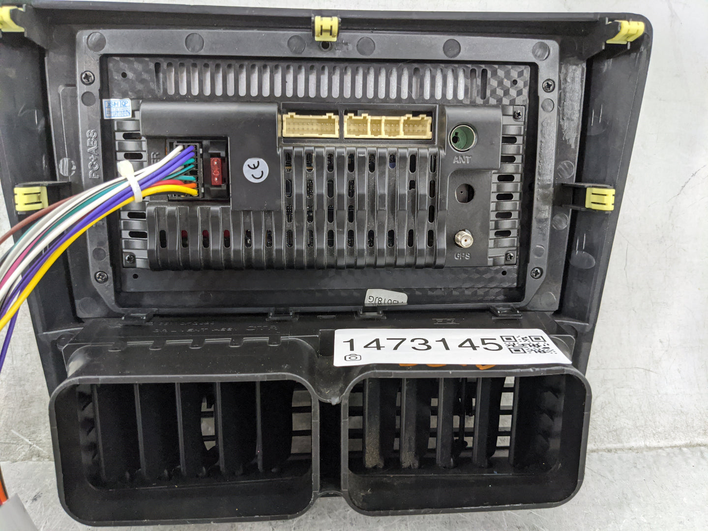 2011 Subaru Forester Radio AM FM Cd Player Receiver Replacement Fits OEM Used Auto Parts - Oemusedautoparts1.com