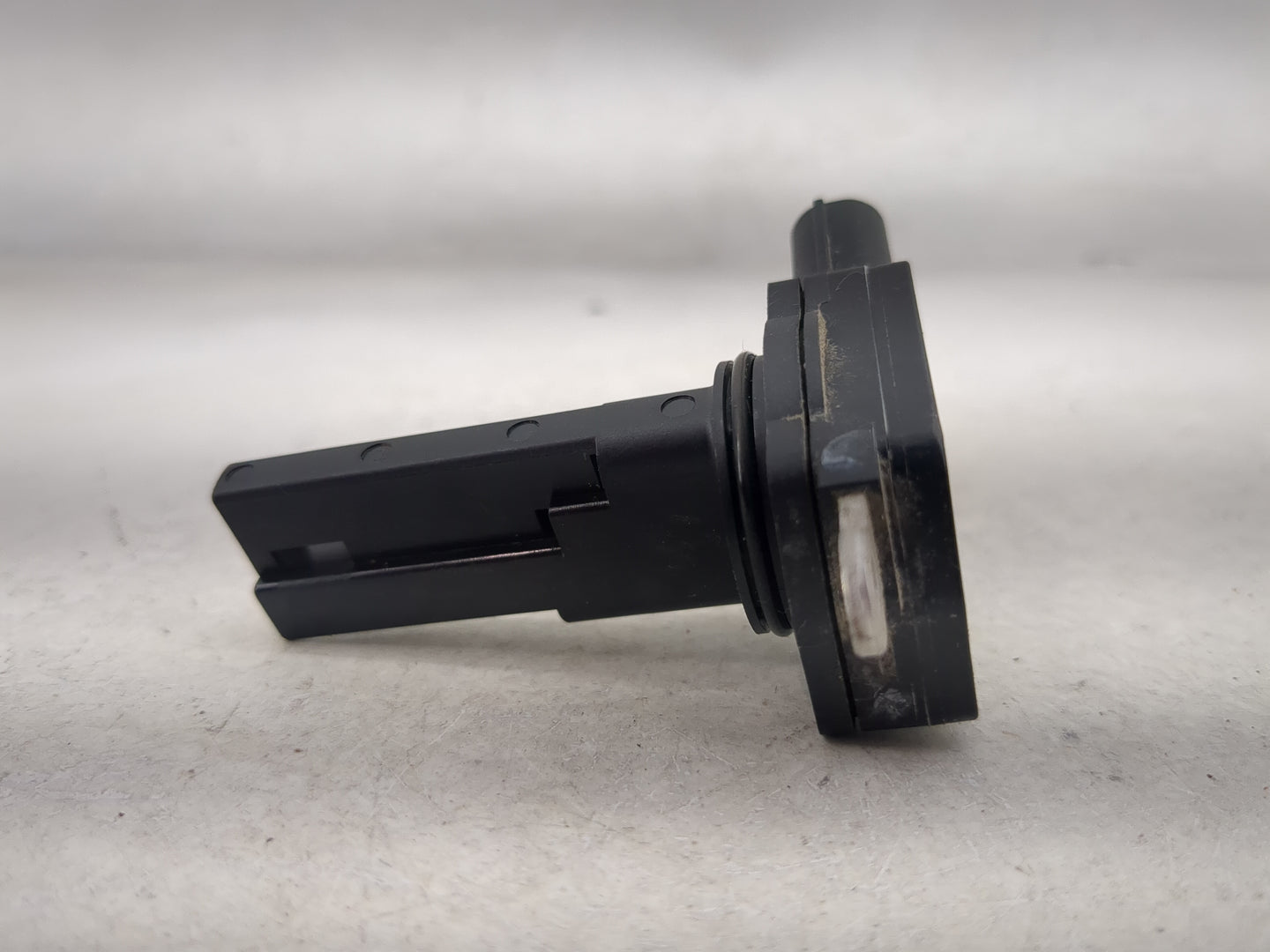 2014-2018 Subaru Forester Mass Air Flow Meter Maf 1485882 - Oemusedautoparts1.com