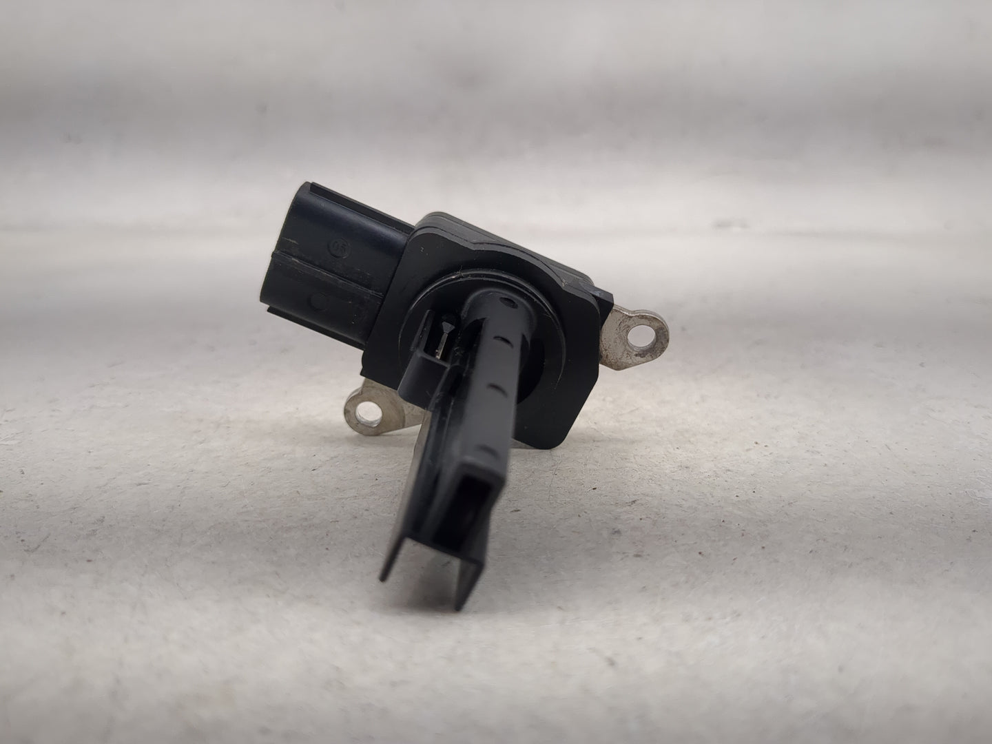 2014-2018 Subaru Forester Mass Air Flow Meter Maf 1485882 - Oemusedautoparts1.com
