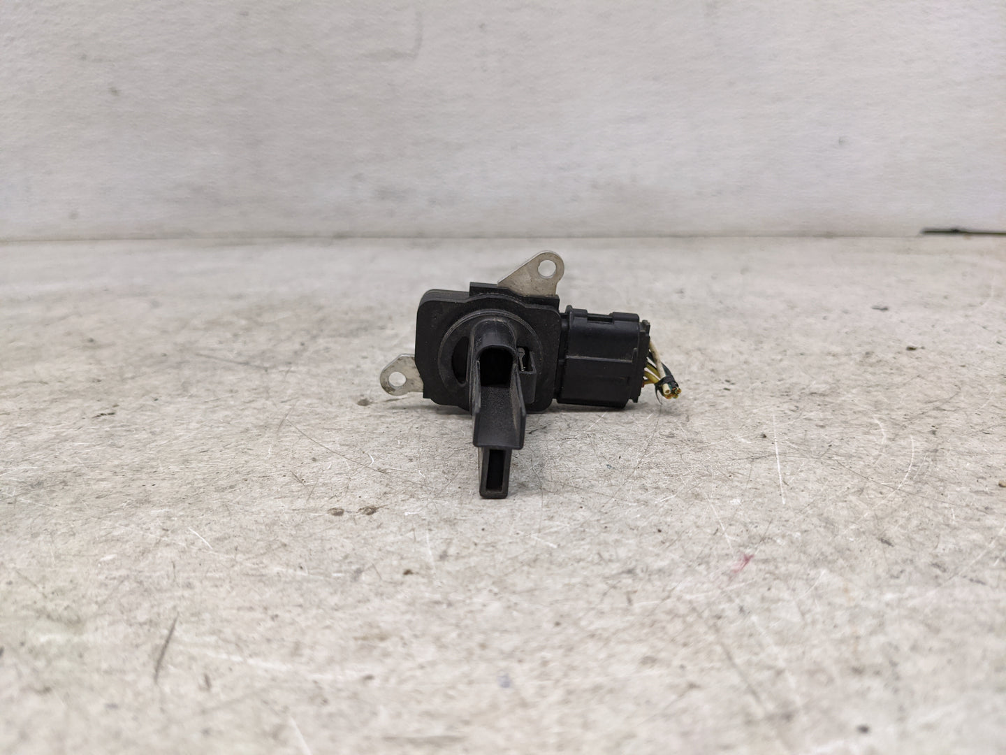 2014-2018 Subaru Forester Mass Air Flow Meter Maf 1489704 - Oemusedautoparts1.com