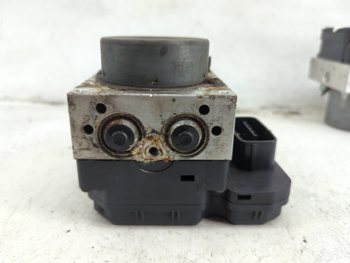 2011 Subaru Forester ABS Pump Control Module Replacement Fits OEM Used Auto Parts - Oemusedautoparts1.com