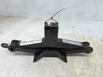 2011 Subaru Forester Spare Scissor Car Jack 1513433 - Oemusedautoparts1.com