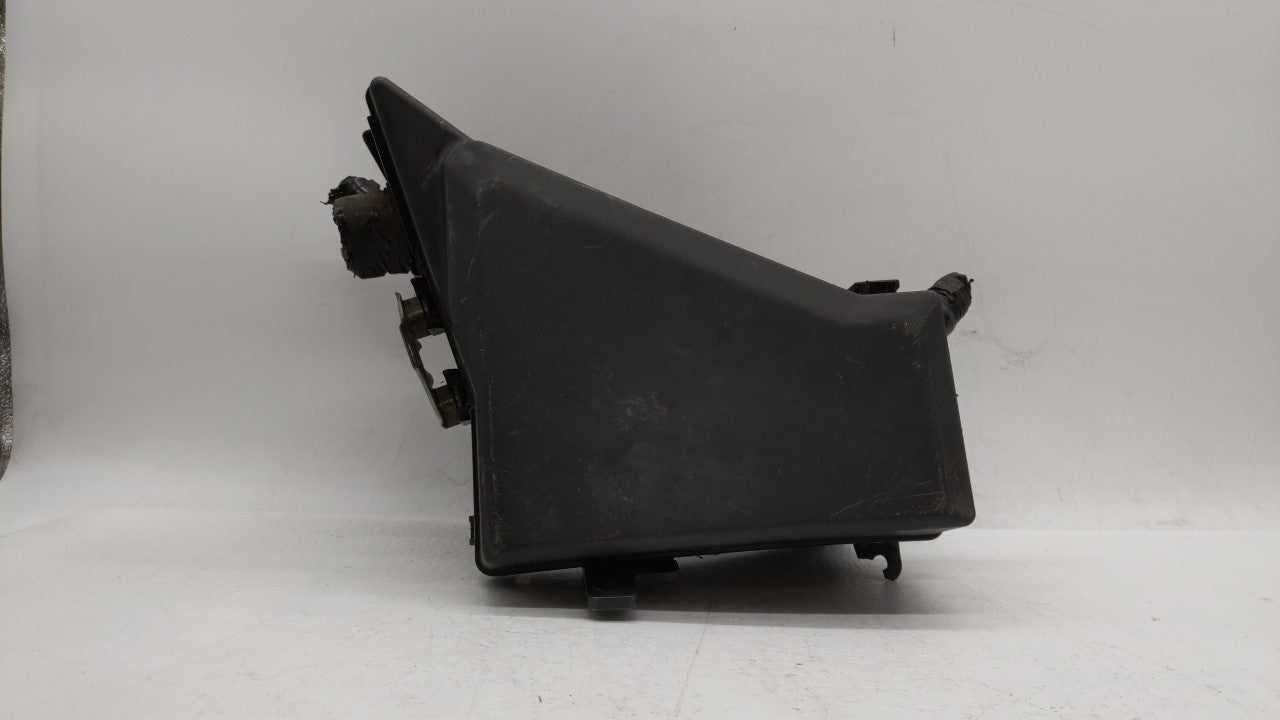 2010-2013 Subaru Forester Fusebox Fuse Box Panel Relay Module P/N:MB100200B MB502095B Fits Fits 2010 2011 2012 2013 OEM Used