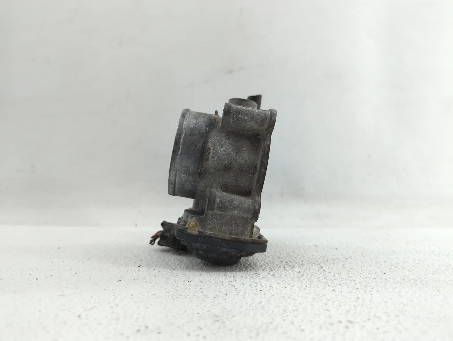 2011-2017 Subaru Forester Throttle Body P/N:16112AA380 Fits Fits 2011 2012 2013 2014 2015 2016 2017 OEM Used Auto Parts - Oe