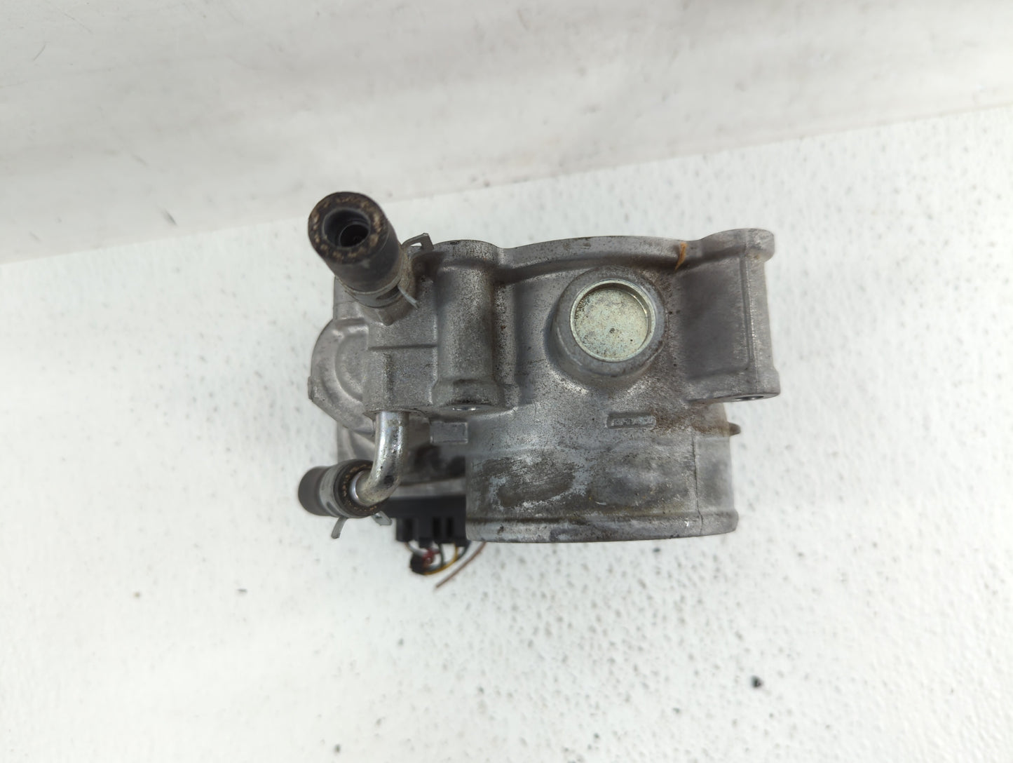 2011-2017 Subaru Forester Throttle Body P/N:16112AA380 Fits Fits 2011 2012 2013 2014 2015 2016 2017 OEM Used Auto Parts - Oe