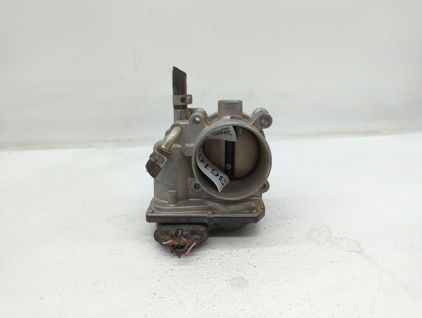 2011-2017 Subaru Forester Throttle Body P/N:16112AA380 Fits Fits 2011 2012 2013 2014 2015 2016 2017 OEM Used Auto Parts - Oe