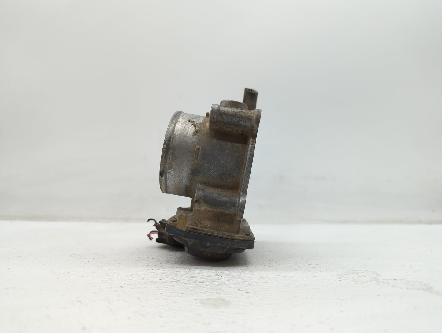 2011-2017 Subaru Forester Throttle Body P/N:16112AA380 Fits Fits 2011 2012 2013 2014 2015 2016 2017 OEM Used Auto Parts - Oe