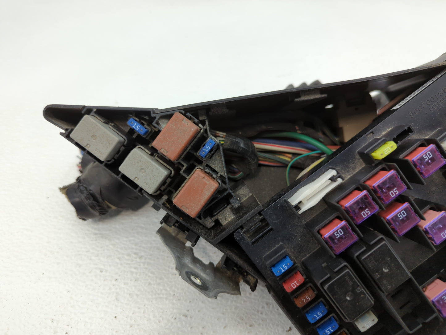 2009 Subaru Forester Fusebox Fuse Box Panel Relay Module P/N:MB100200B MB502096B, 82241FG010, 241FG010 Fits Fits 2008 2010 2