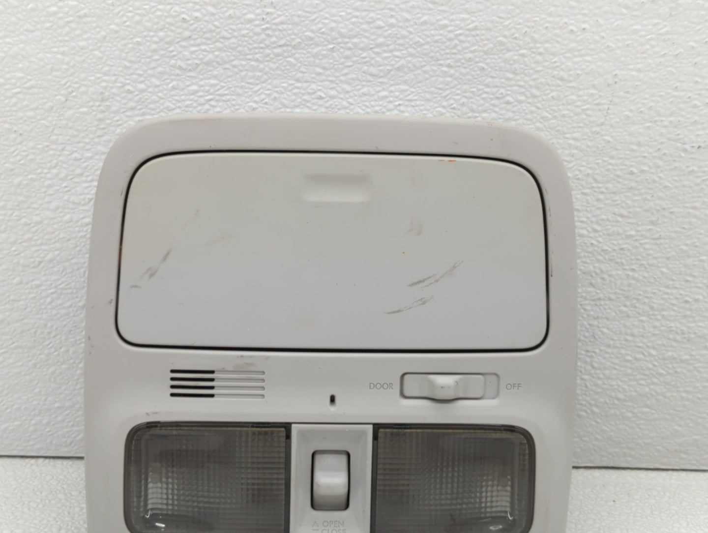 2011 Subaru Forester Overhead Roof Console Grey - Oemusedautoparts1.com