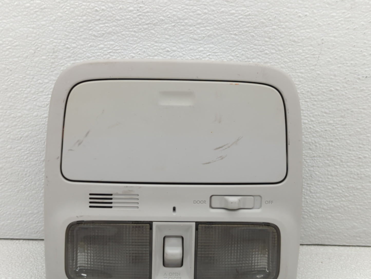 2011 Subaru Forester Overhead Roof Console Grey - Oemusedautoparts1.com