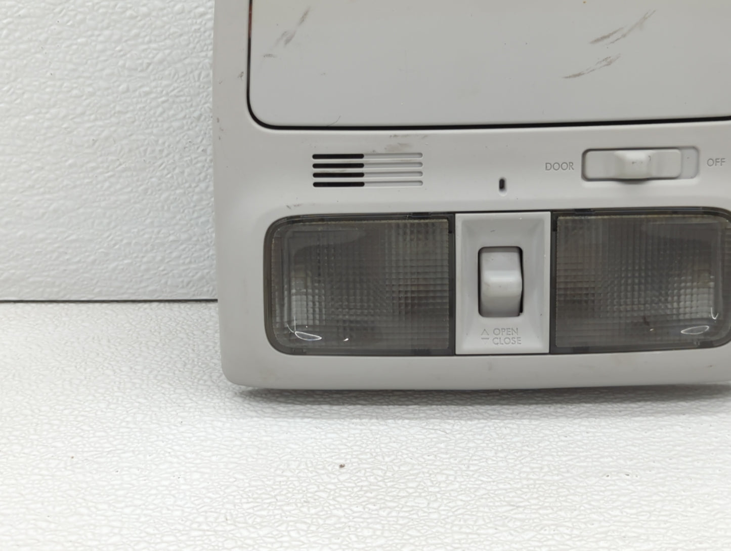 2011 Subaru Forester Overhead Roof Console Grey - Oemusedautoparts1.com