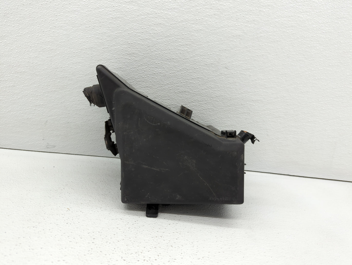 2010-2013 Subaru Forester Fusebox Fuse Box Panel Relay Module P/N:MB502096B MB100200B, MB502095B Fits Fits 2010 2011 2012 20