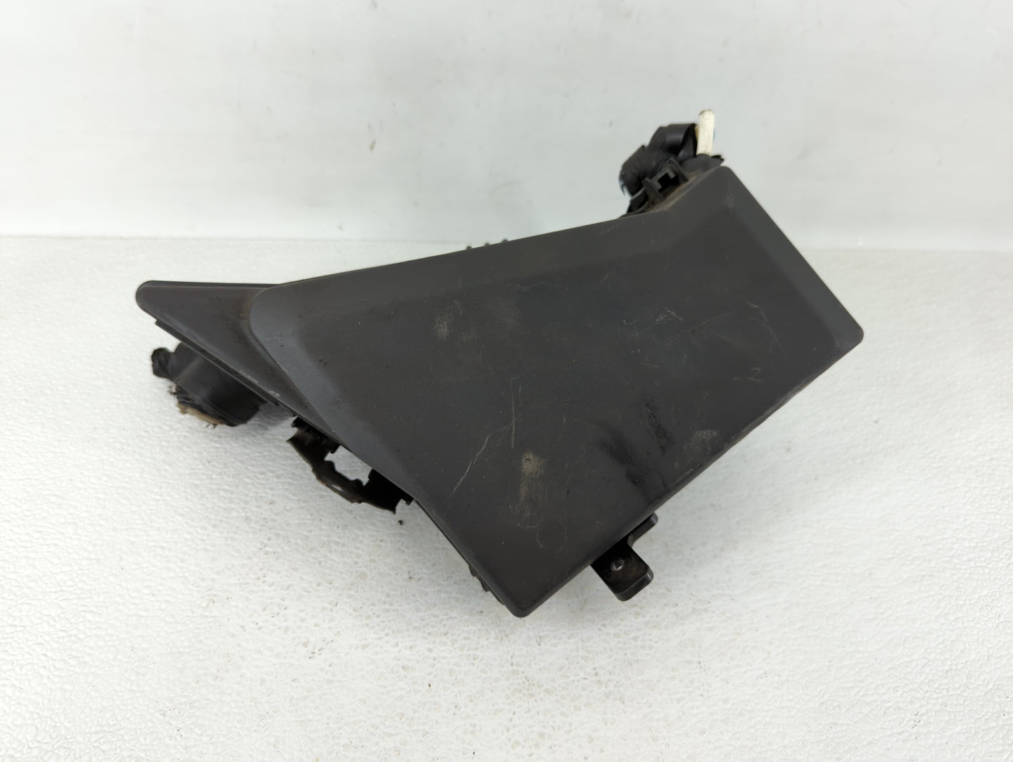 2010-2013 Subaru Forester Fusebox Fuse Box Panel Relay Module P/N:MB502096B MB100200B, MB502095B Fits Fits 2010 2011 2012 20