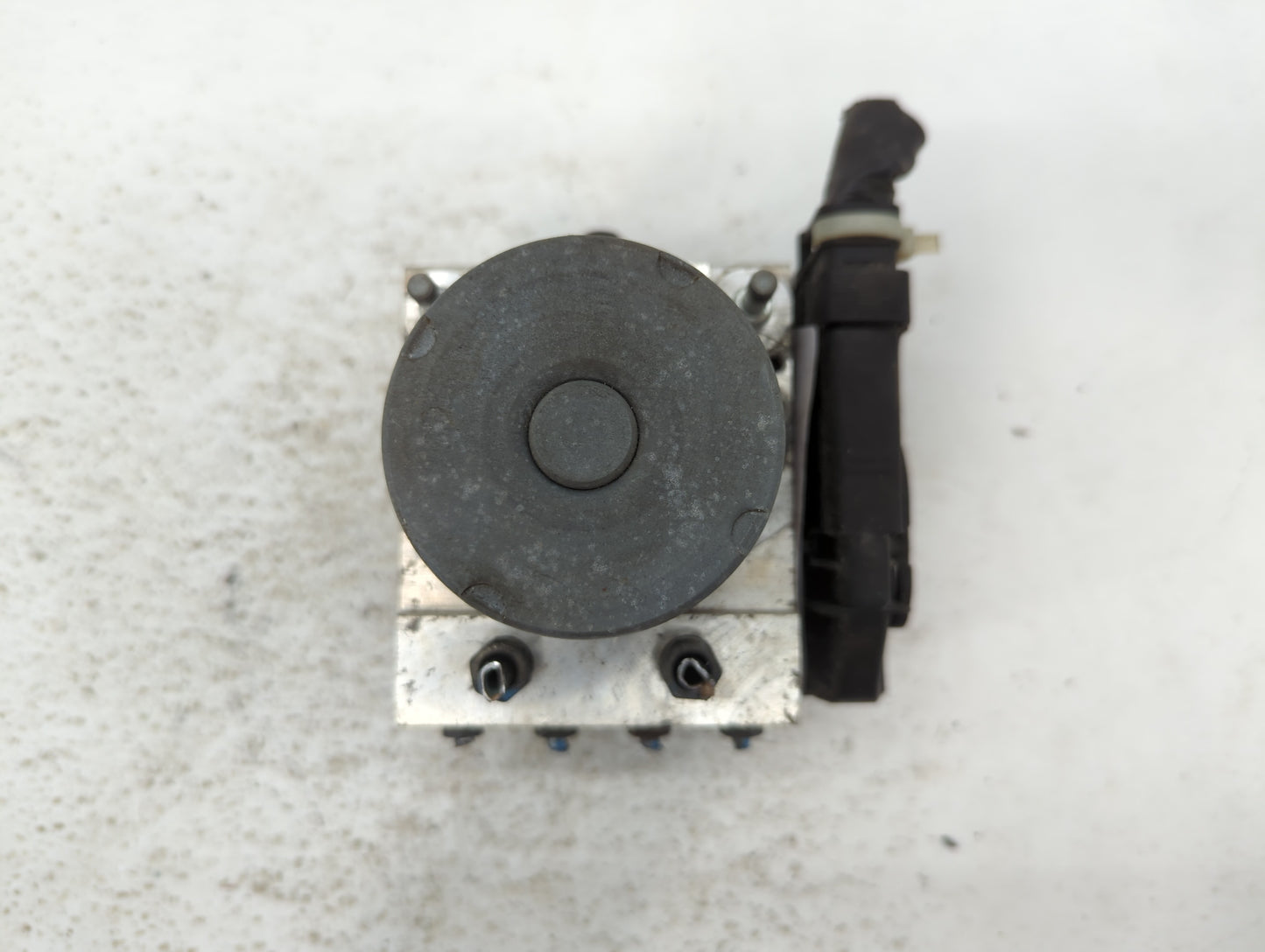 2011 Subaru Forester ABS Pump Control Module Replacement P/N:27536SC070 Fits OEM Used Auto Parts - Oemusedautoparts1.com