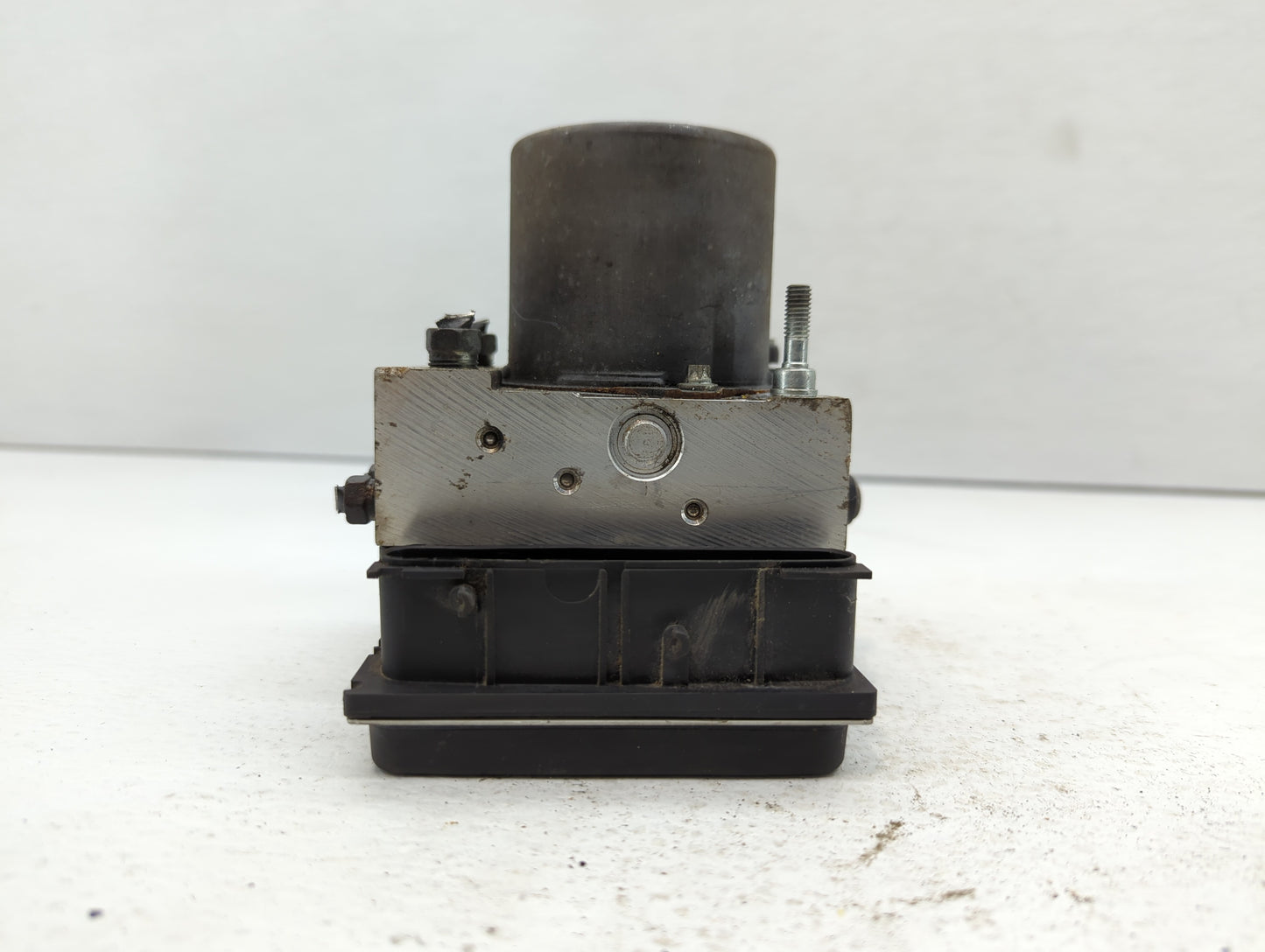 2011 Subaru Forester ABS Pump Control Module Replacement P/N:27536SC070 Fits OEM Used Auto Parts - Oemusedautoparts1.com