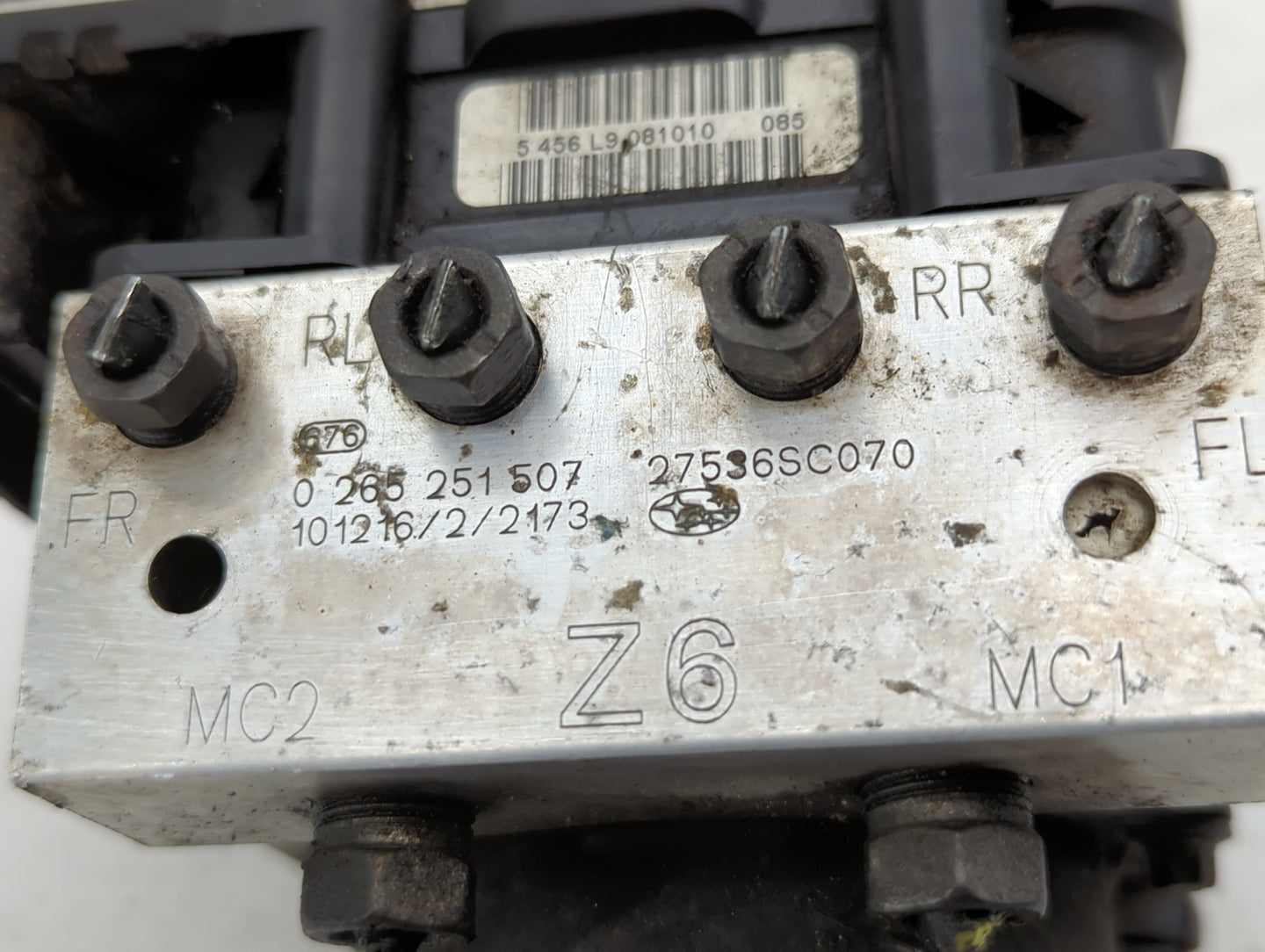 2011 Subaru Forester ABS Pump Control Module Replacement P/N:27536SC070 Fits OEM Used Auto Parts - Oemusedautoparts1.com